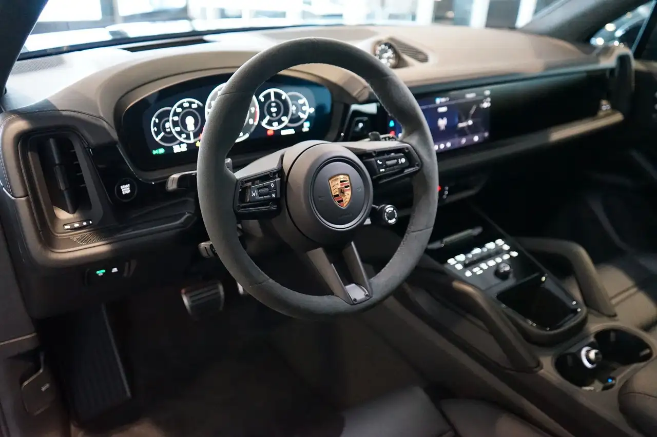 Porsche Cayenne 10