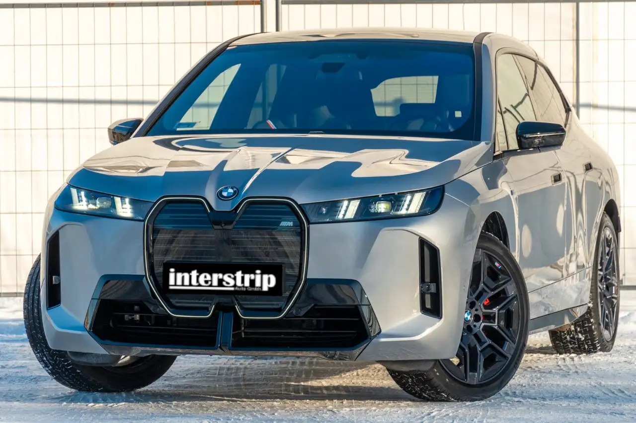 BMW iX