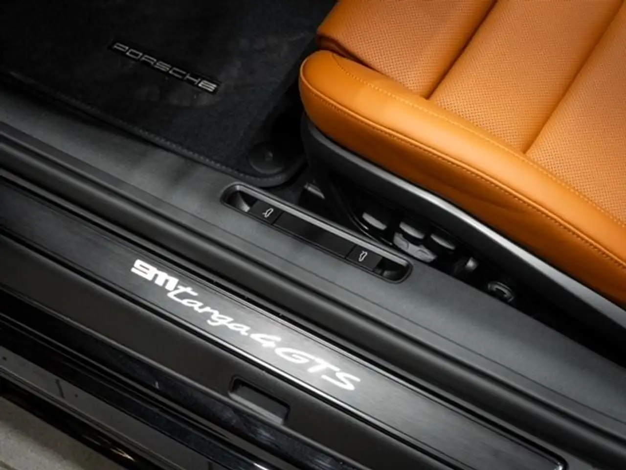 Porsche 911 4