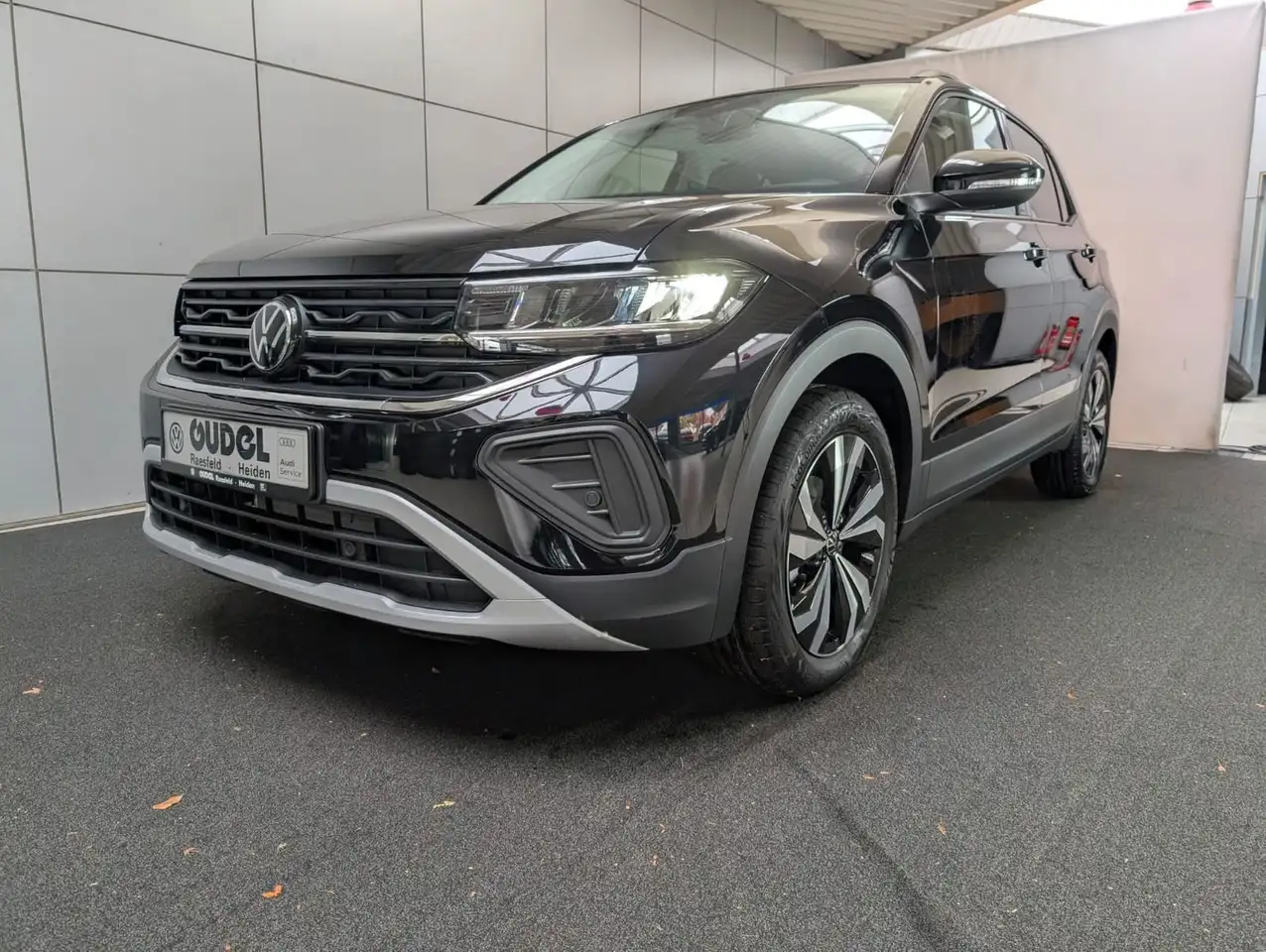 Volkswagen T-Cross 2