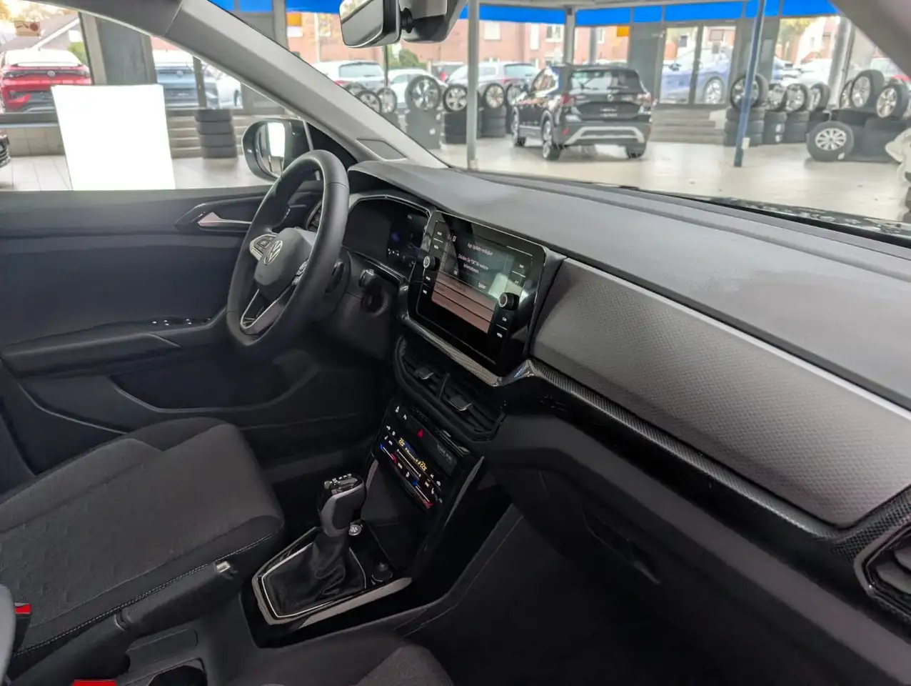 Volkswagen T-Cross 9