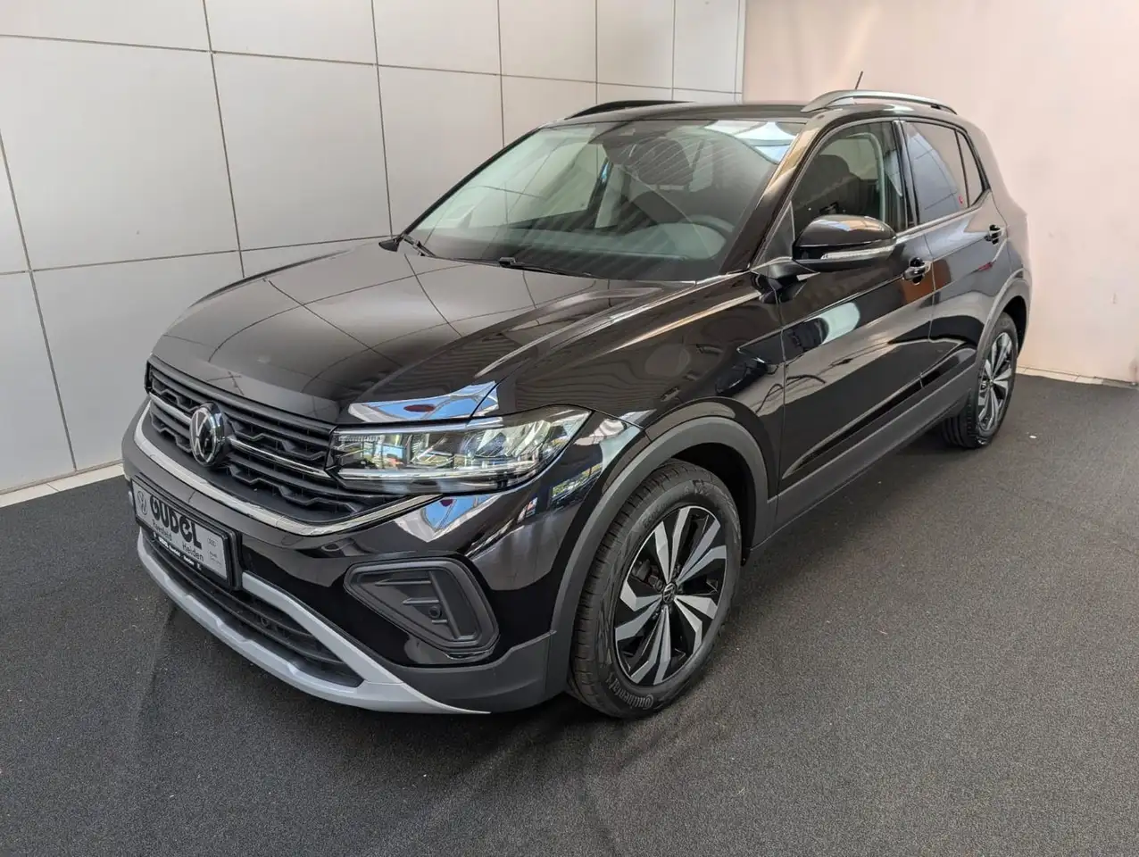 Volkswagen T-Cross 2