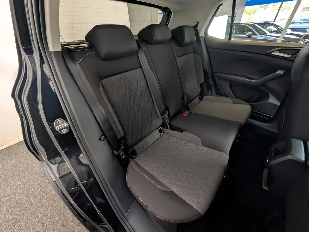 Volkswagen T-Cross 7