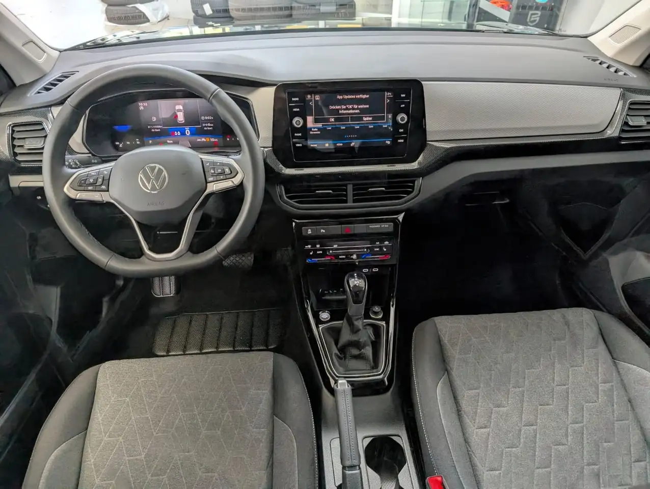 Volkswagen T-Cross 13