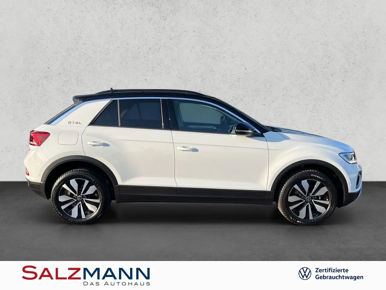 Volkswagen T-Roc 6