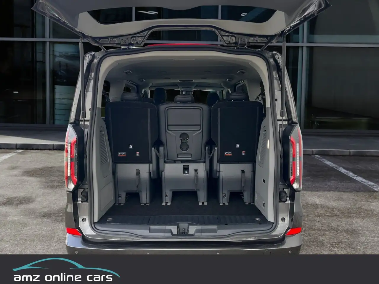 Ford Tourneo 10