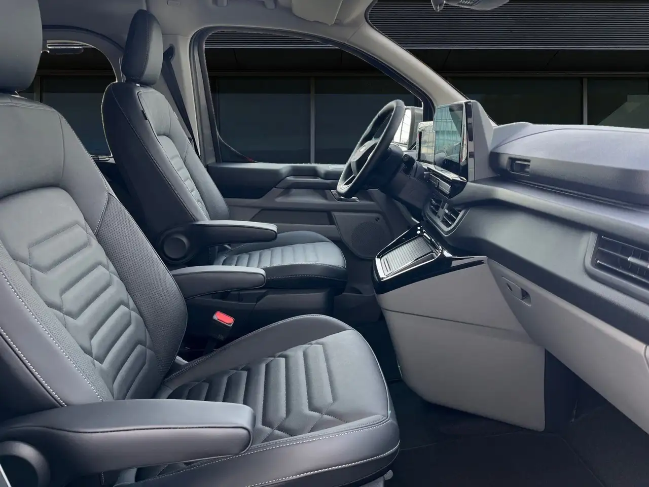 Ford Tourneo 12