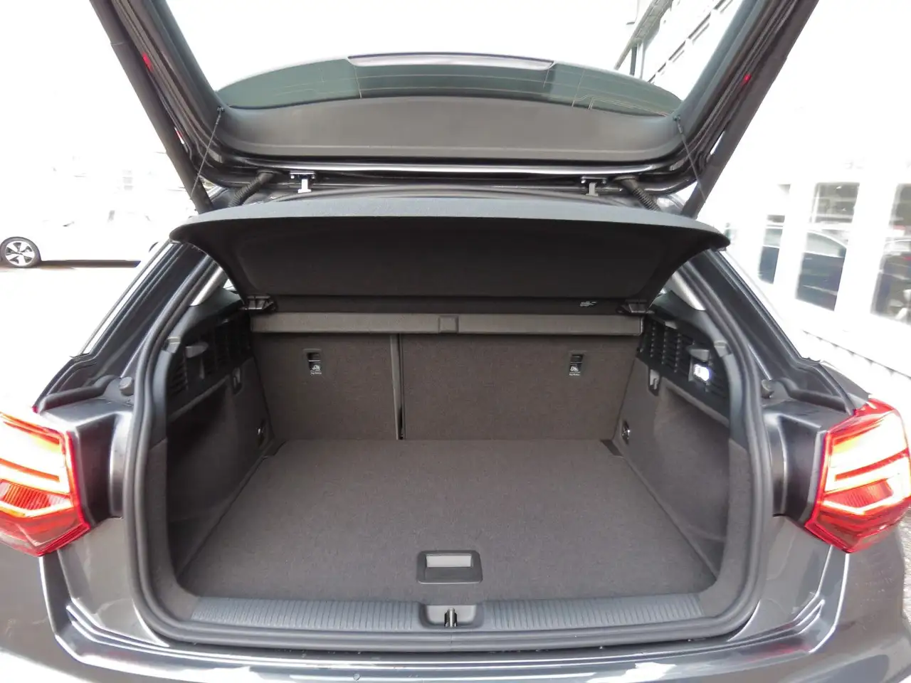Audi Q2 35 15