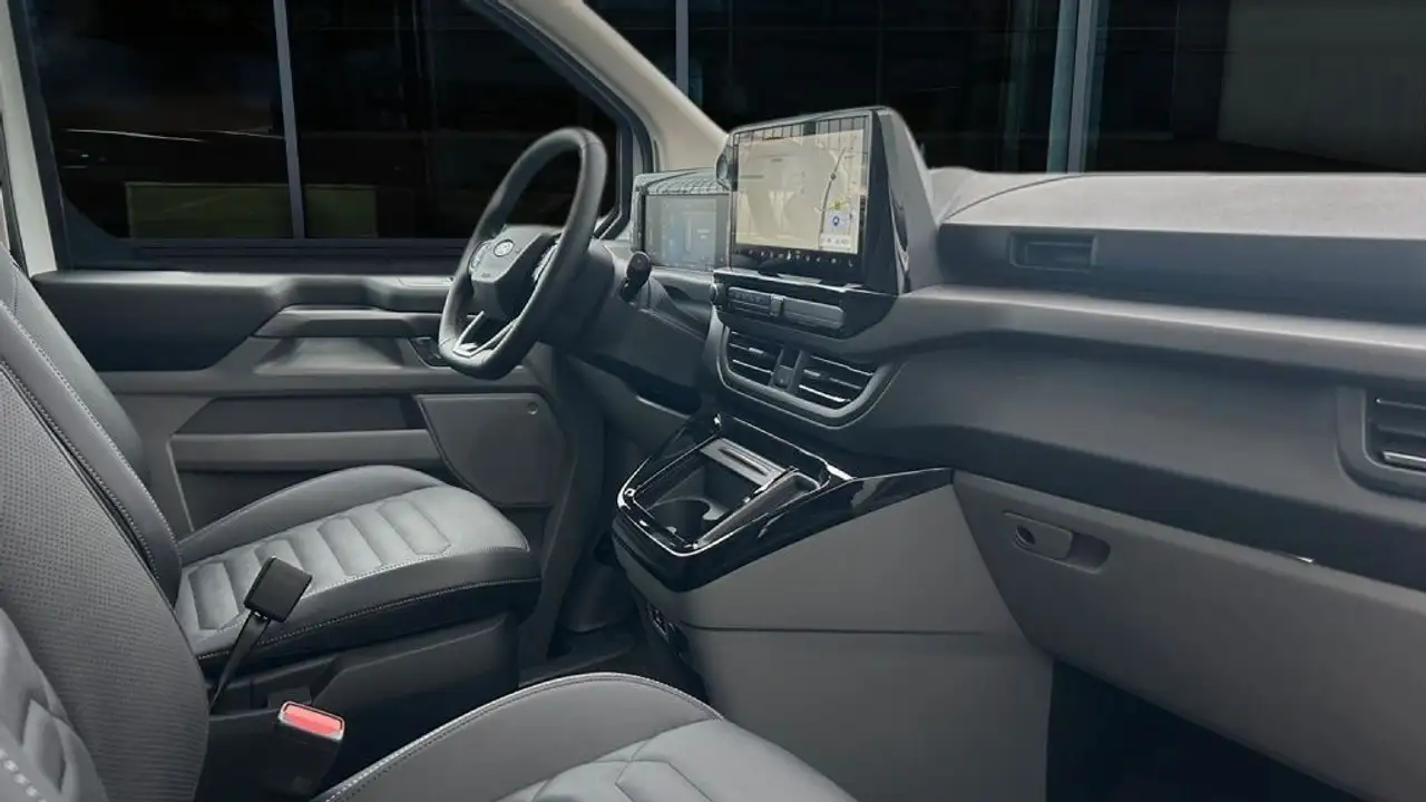 Ford Tourneo 7