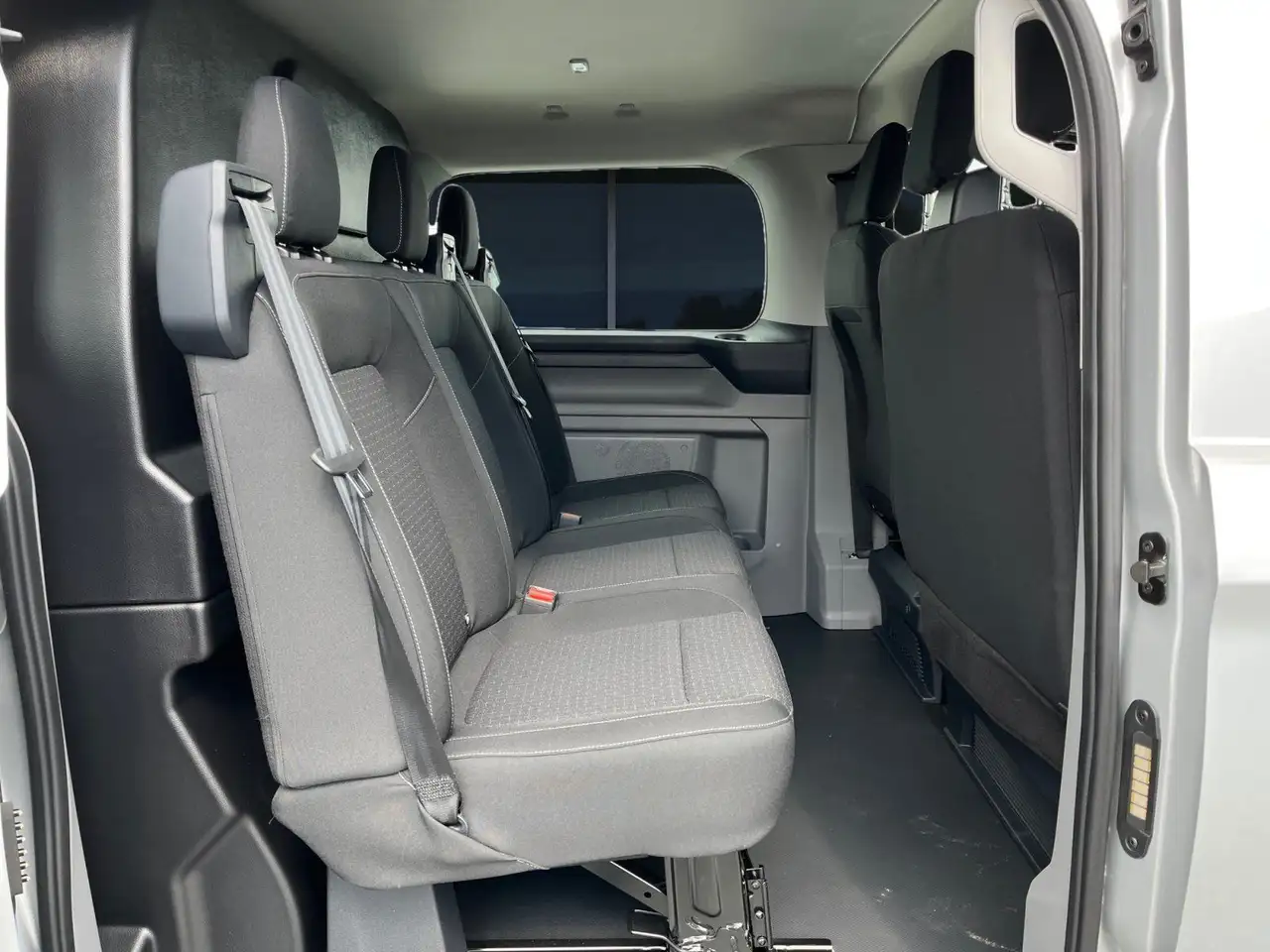 Ford Transit 8