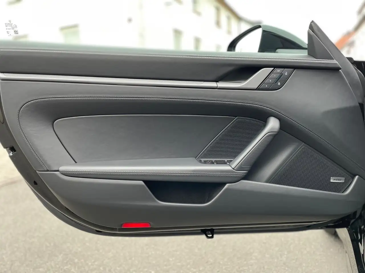 Porsche 992 911 6