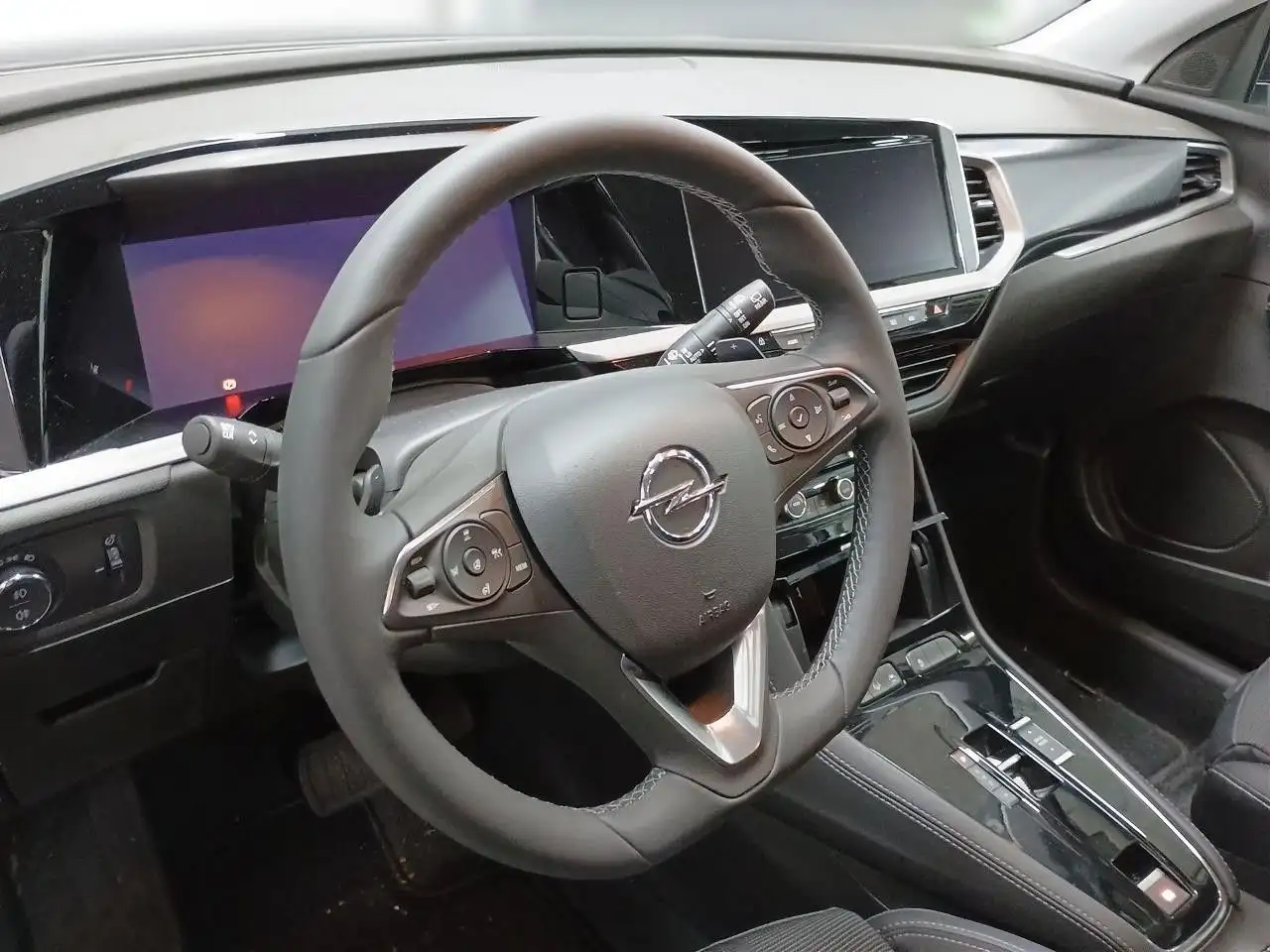 Opel Grandland X 4