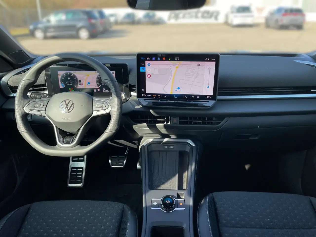 Volkswagen T-Roc 10