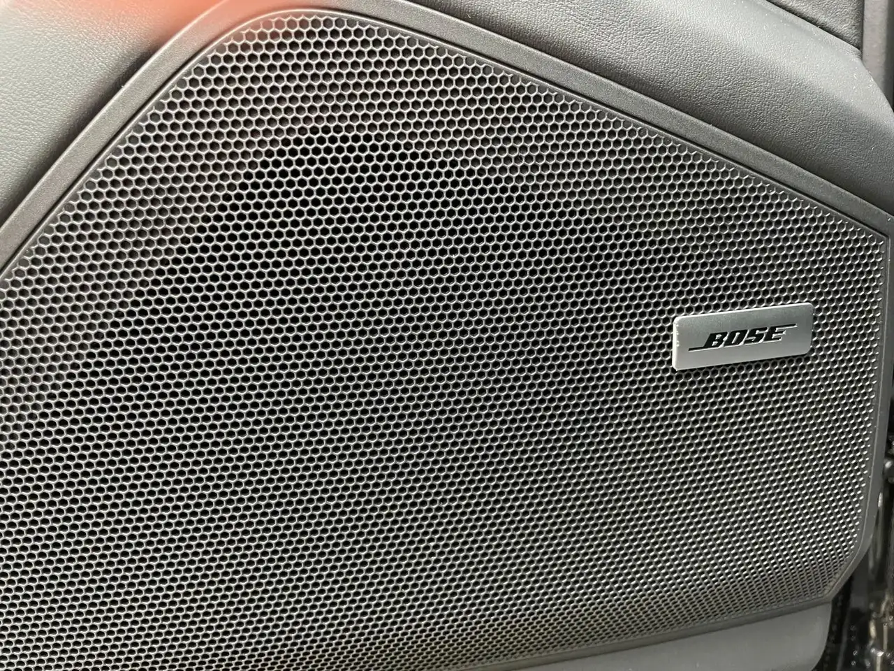 Porsche Cayenne 8