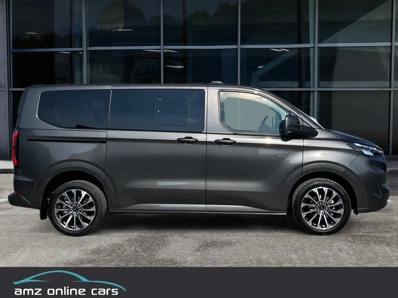 Ford Tourneo 4