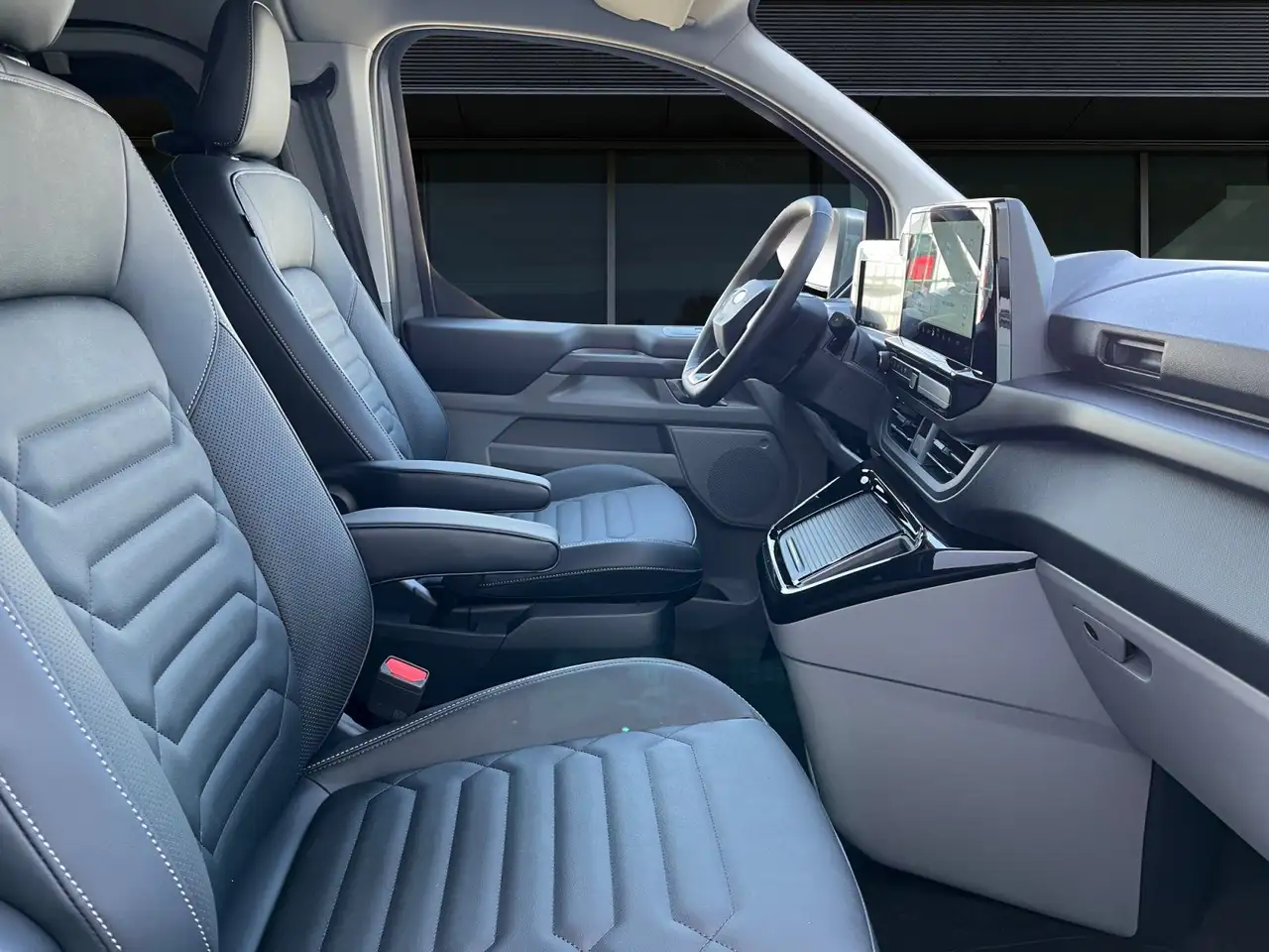 Ford Tourneo 12