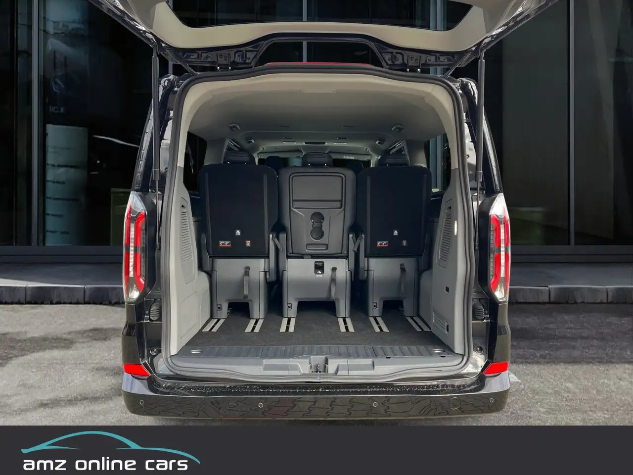 Ford Tourneo 10