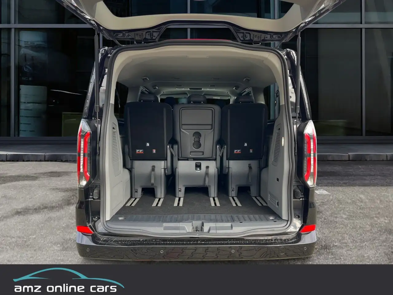 Ford Tourneo 10