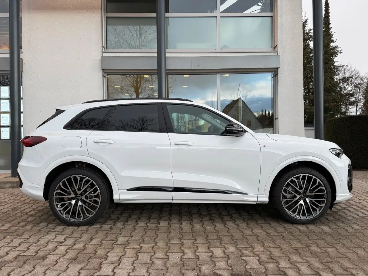 Audi Q5 4
