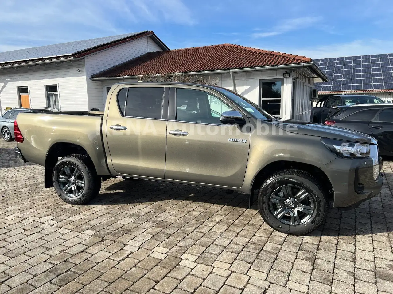 Toyota Hilux 5