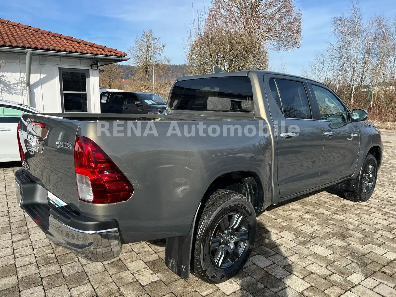 Toyota Hilux 6