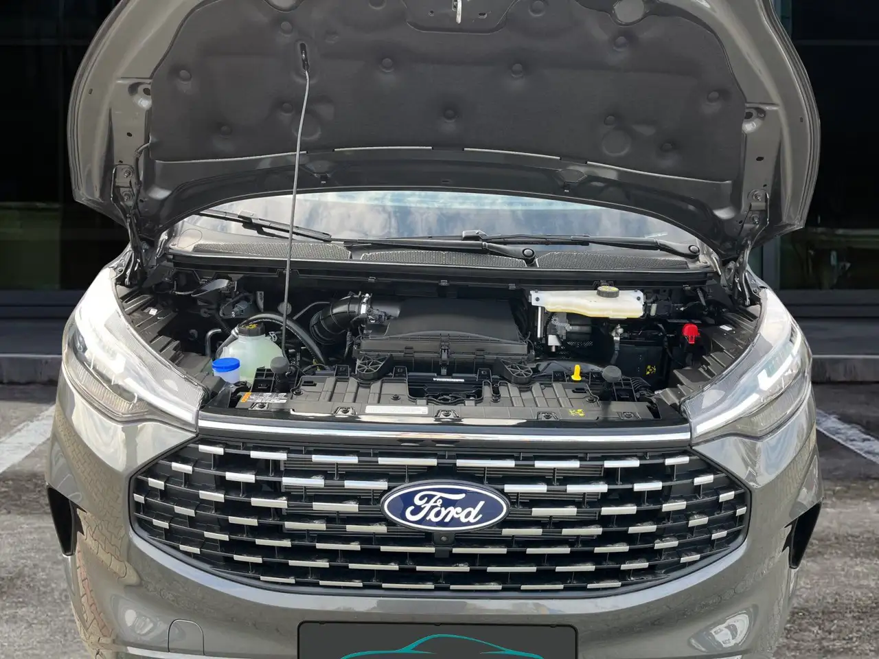 Ford Tourneo 9