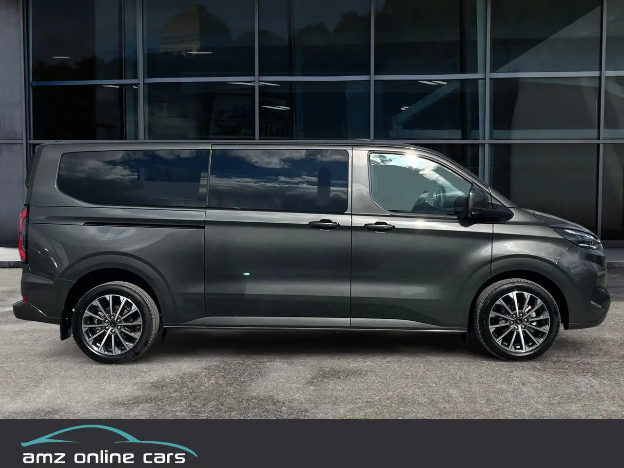 Ford Tourneo 4