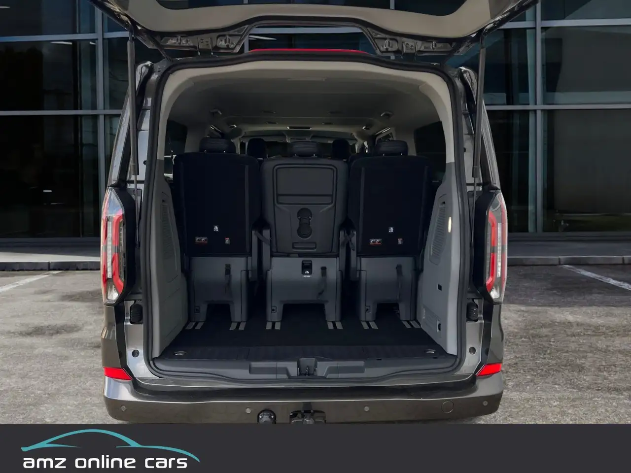 Ford Tourneo 10