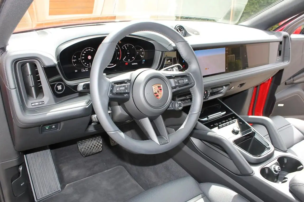 Porsche Cayenne 7