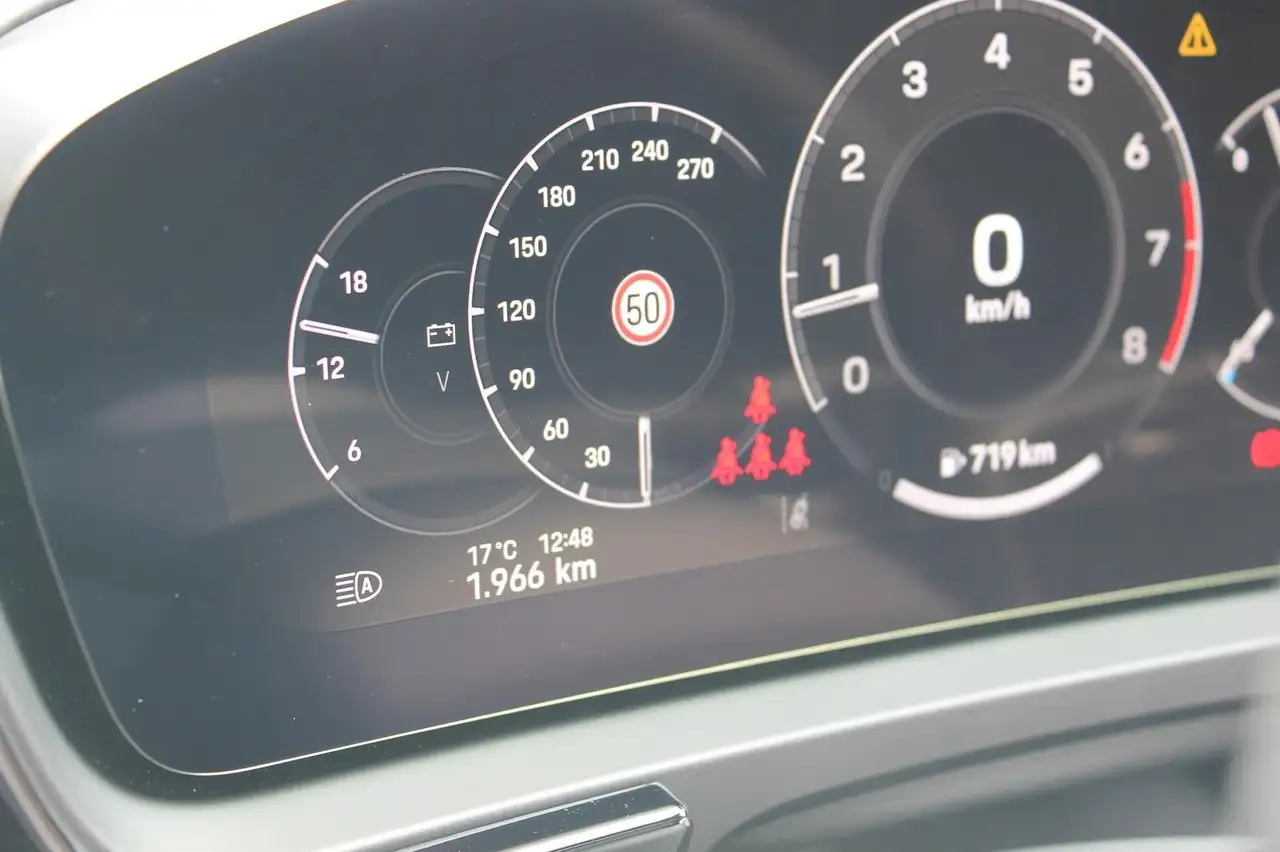 Porsche Cayenne 11