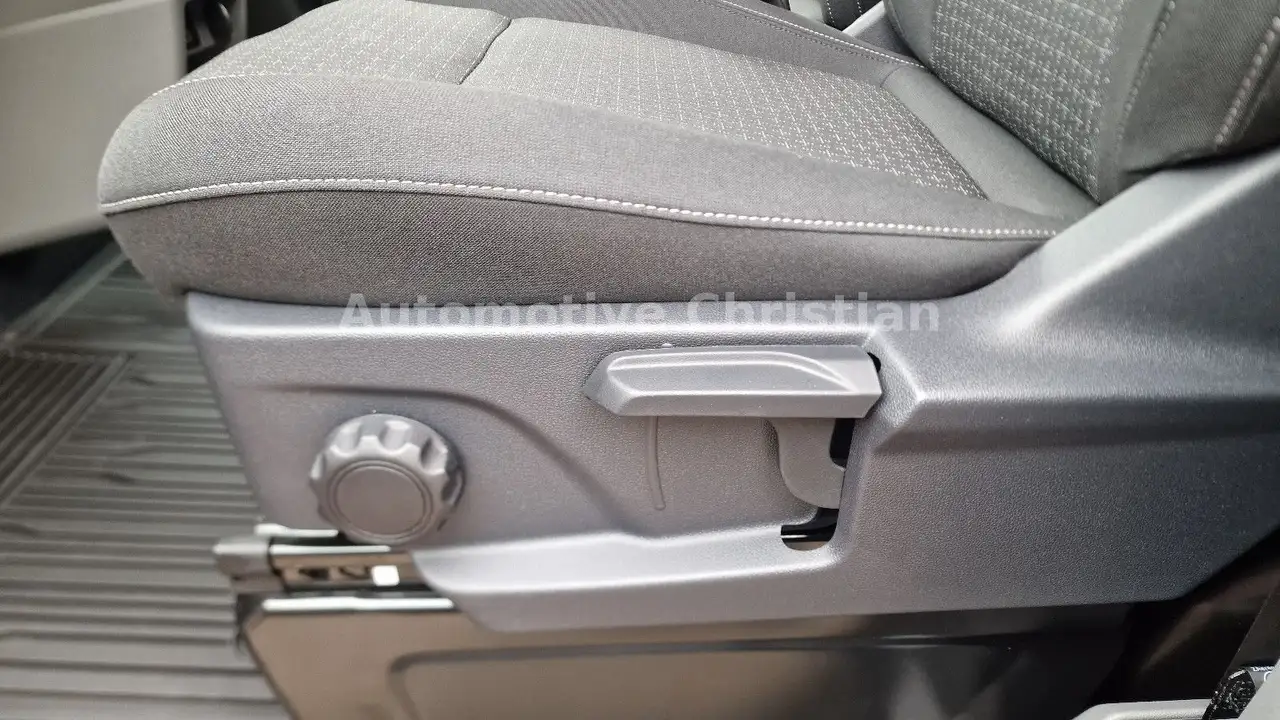 Ford Transit 16