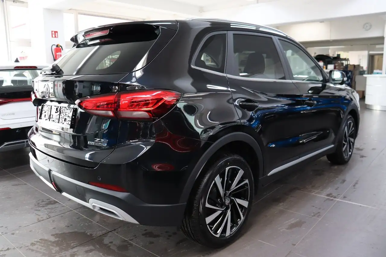MG ZS 1.5 4