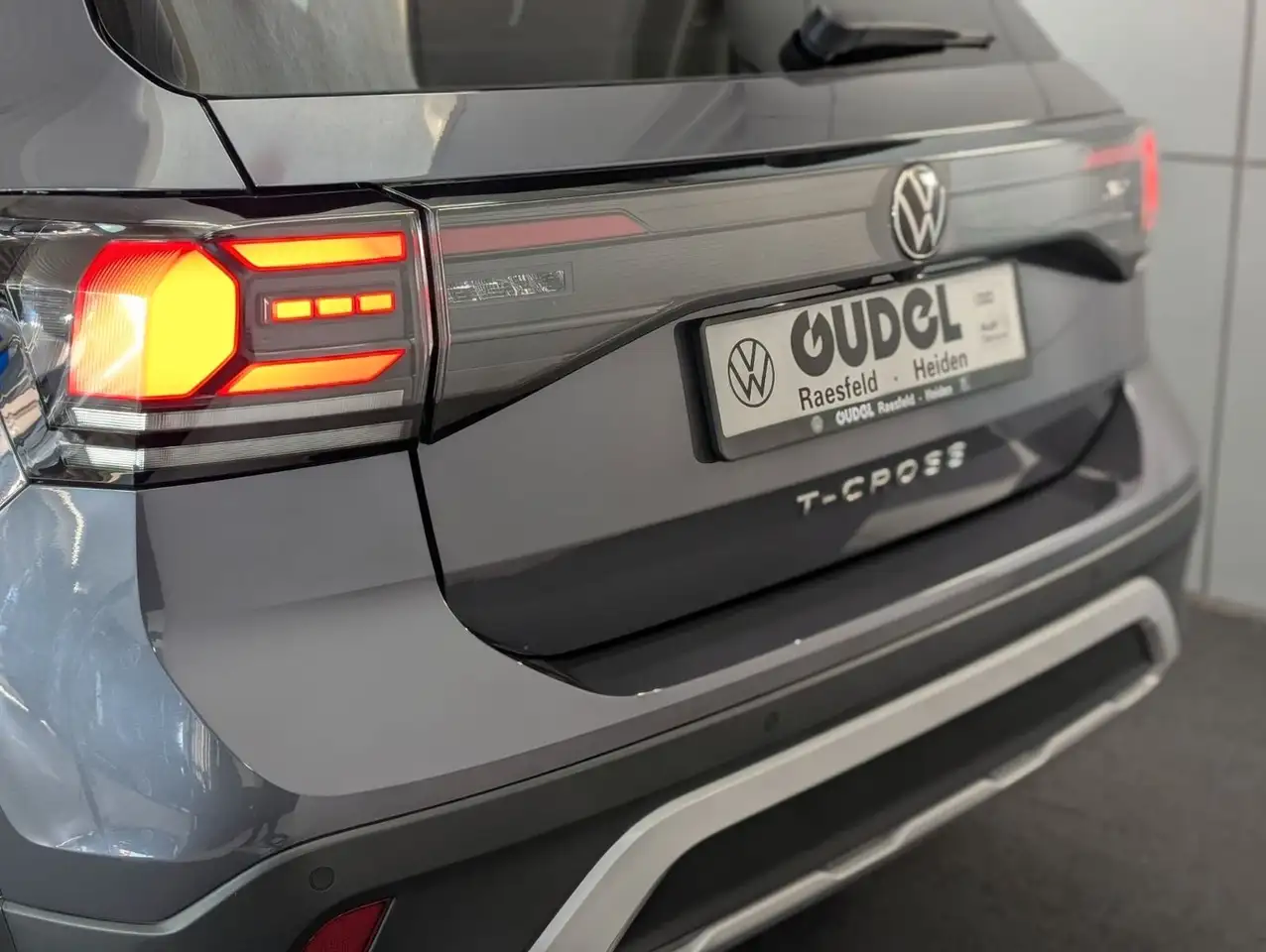 Volkswagen T-Cross 8