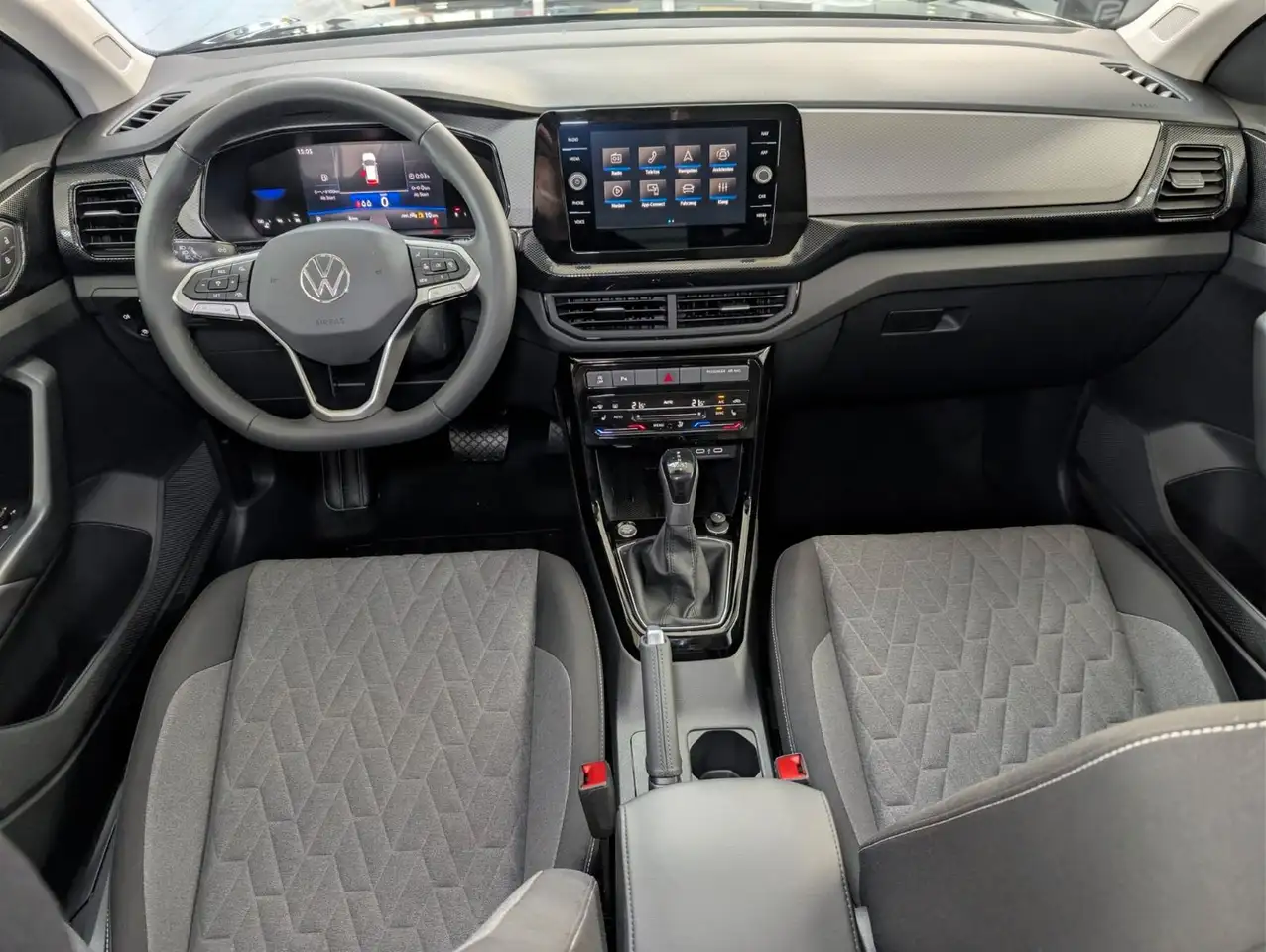Volkswagen T-Cross 16