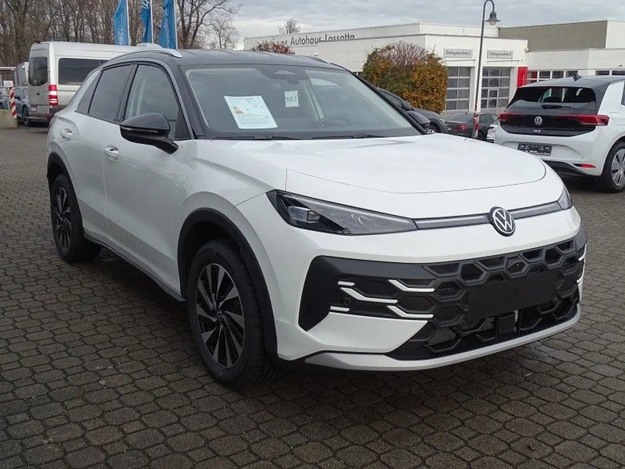 Volkswagen T-Roc 3