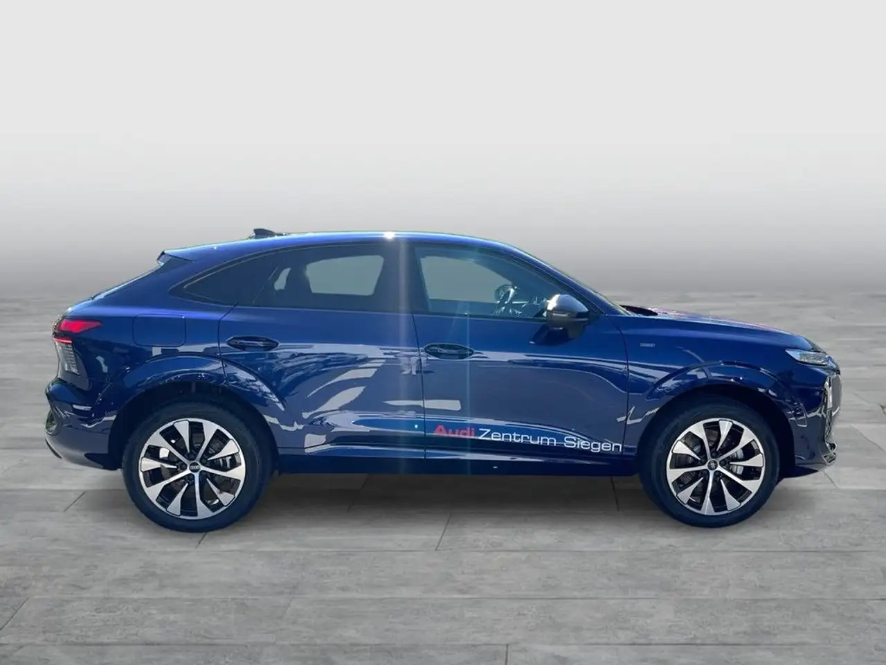 Audi Q3 7