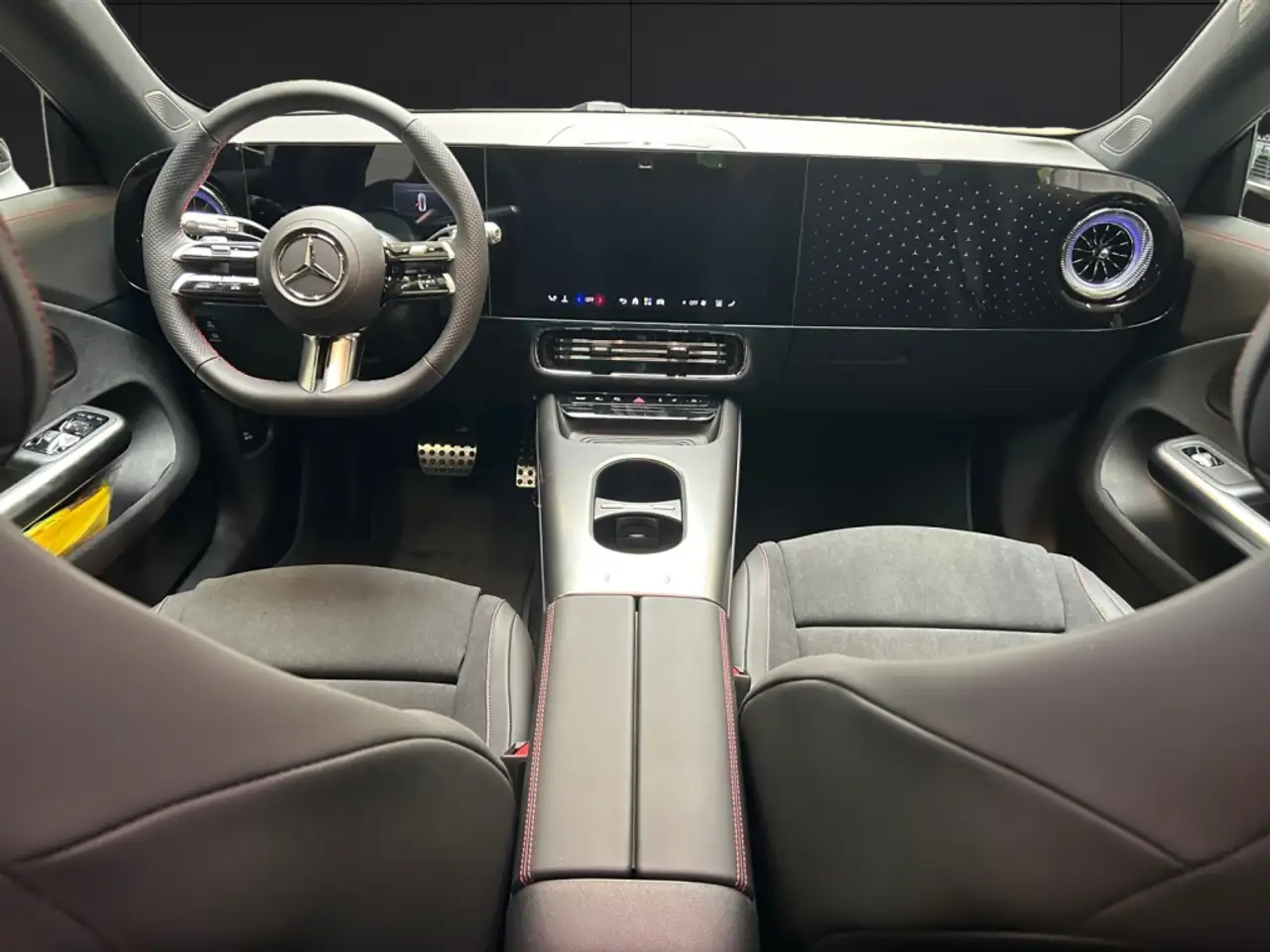 Mercedes-Benz CLA 250 12