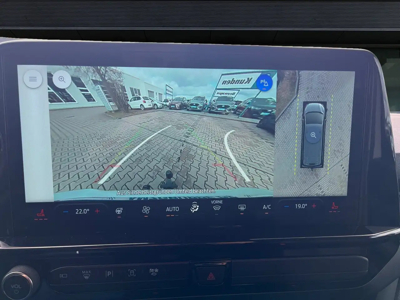 Ford Tourneo 13