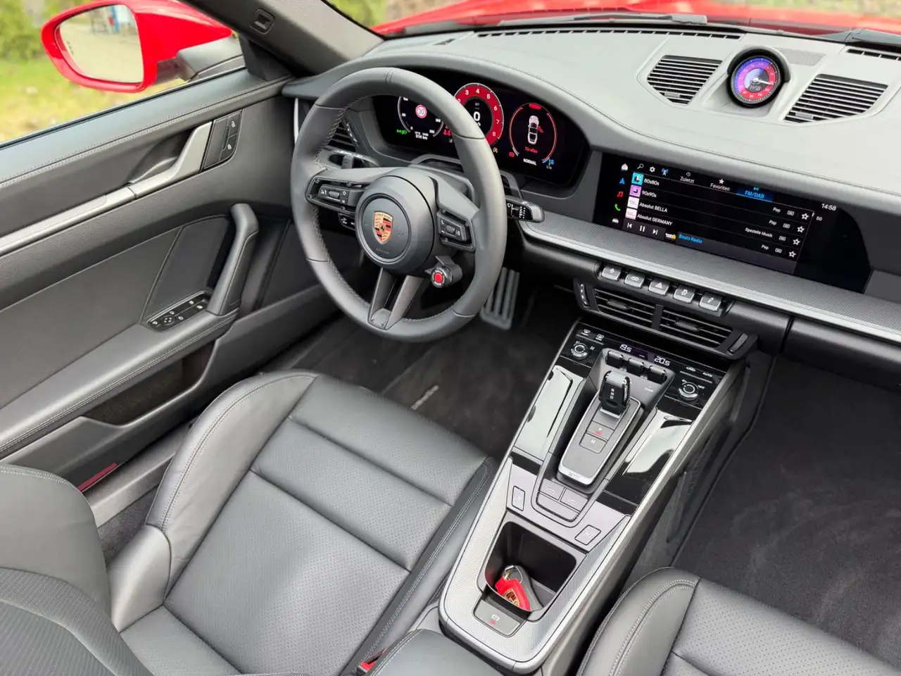 Porsche 992 10