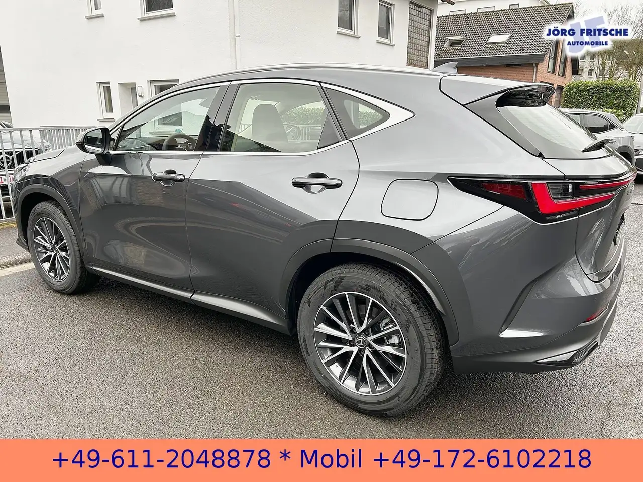 Lexus NX 4