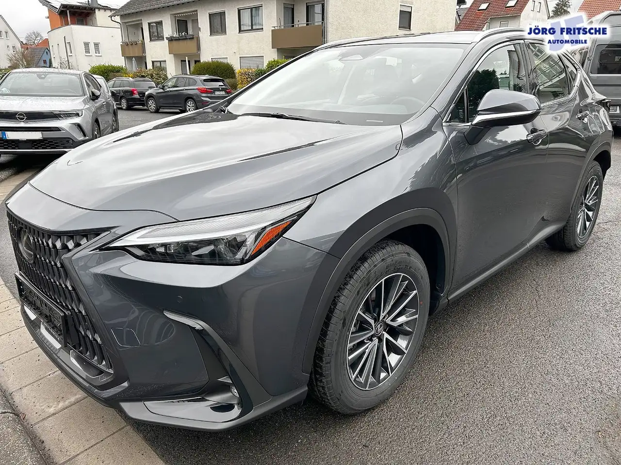 Lexus NX 7