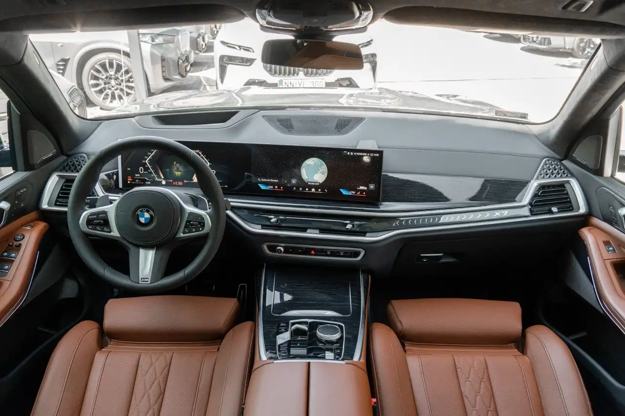 BMW X7 14