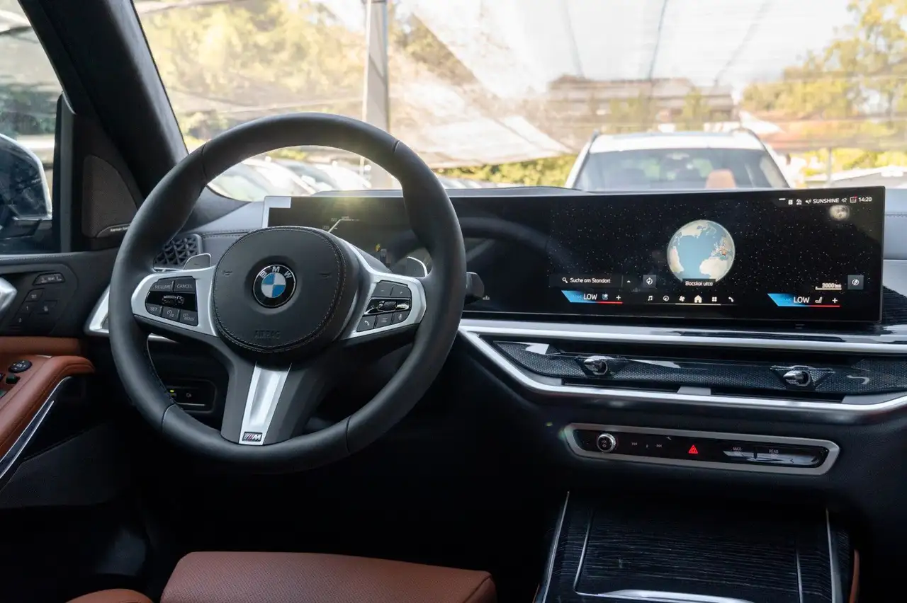 BMW X7 15