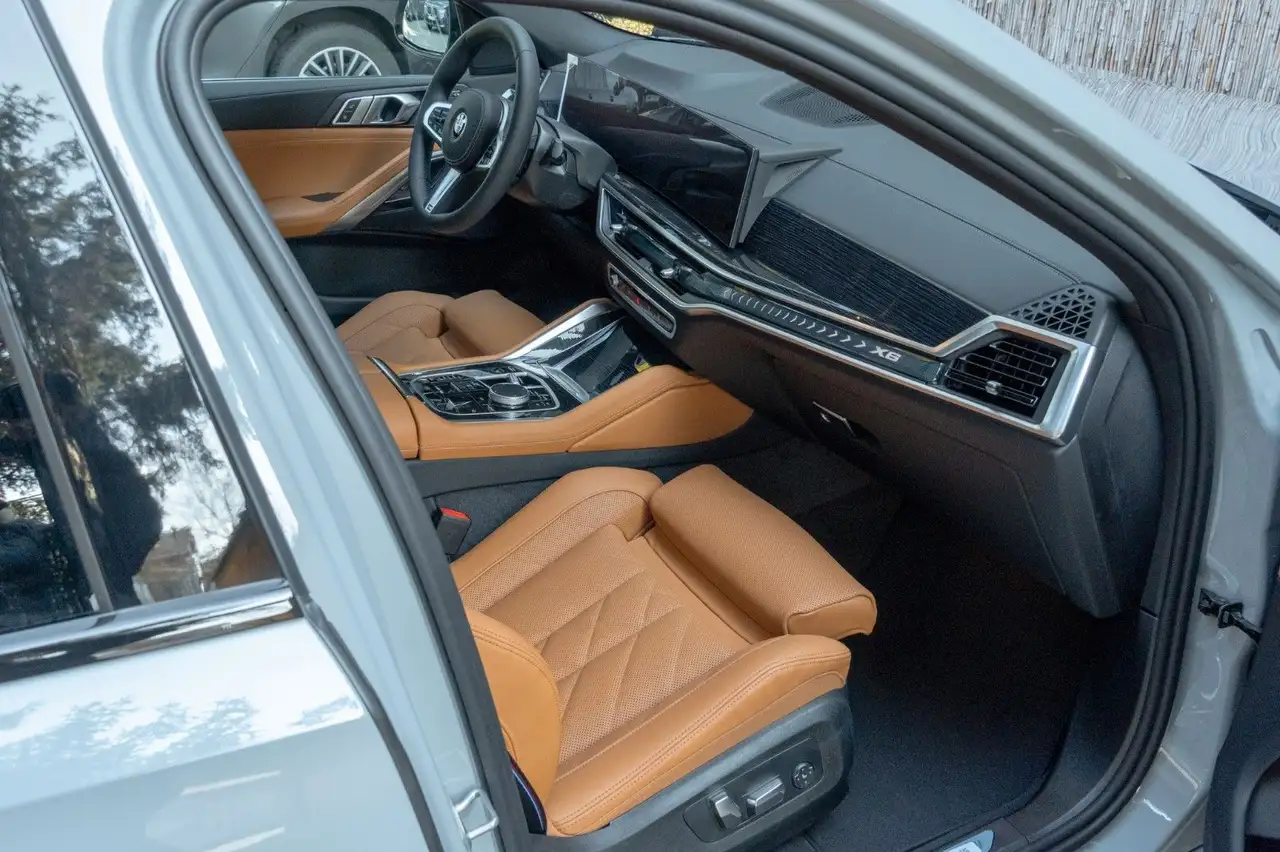 BMW X6 13