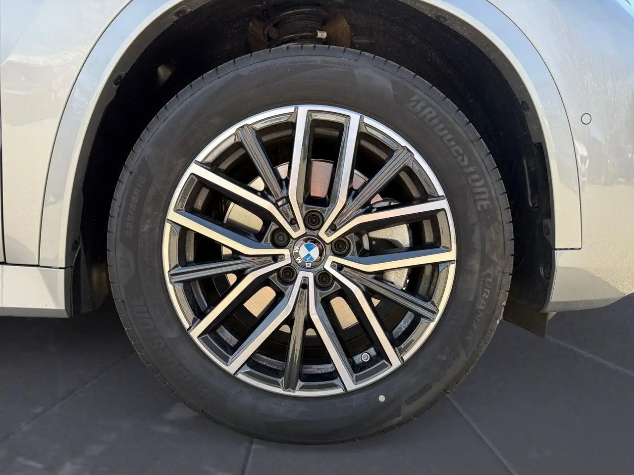 BMW X1 12
