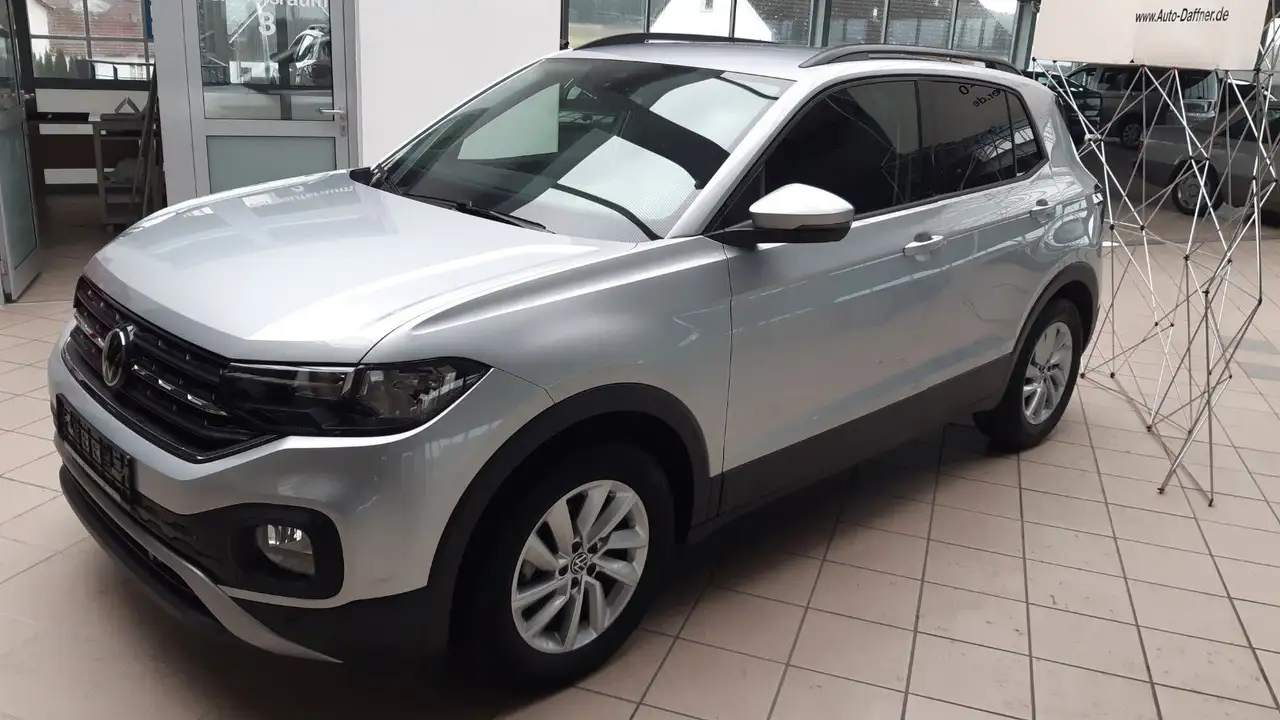 Volkswagen T-Cross 4