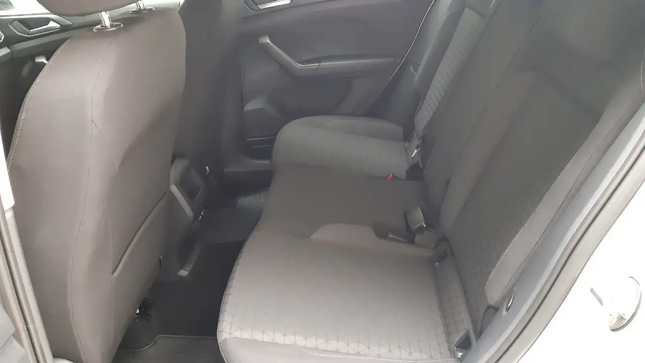 Volkswagen T-Cross 5