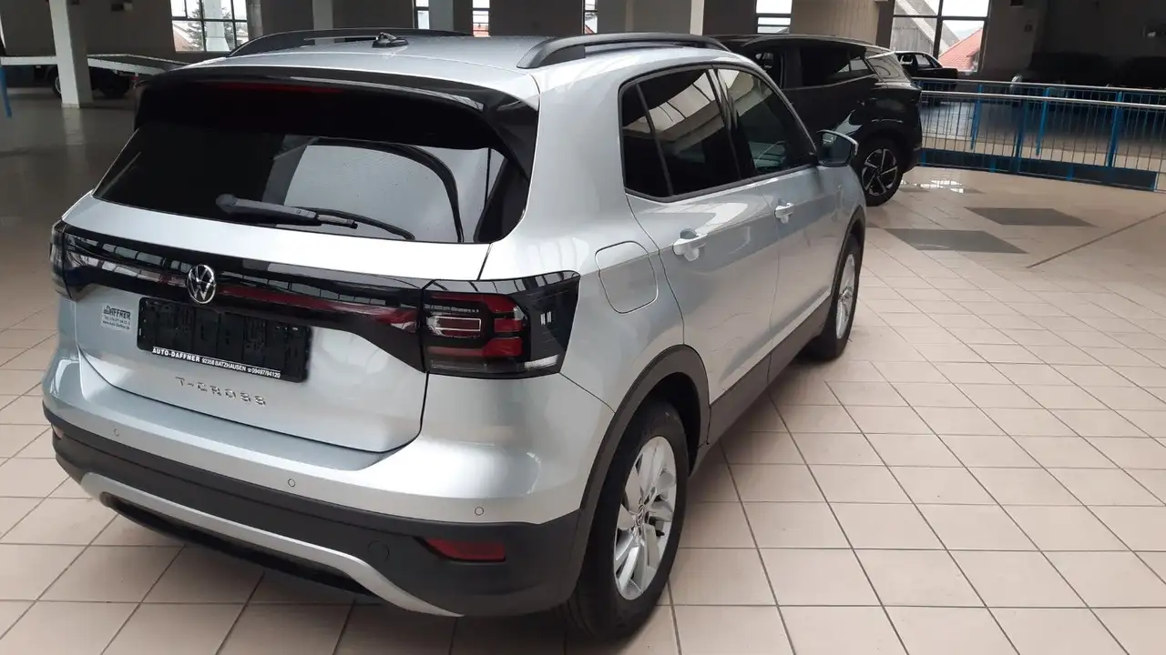 Volkswagen T-Cross 9