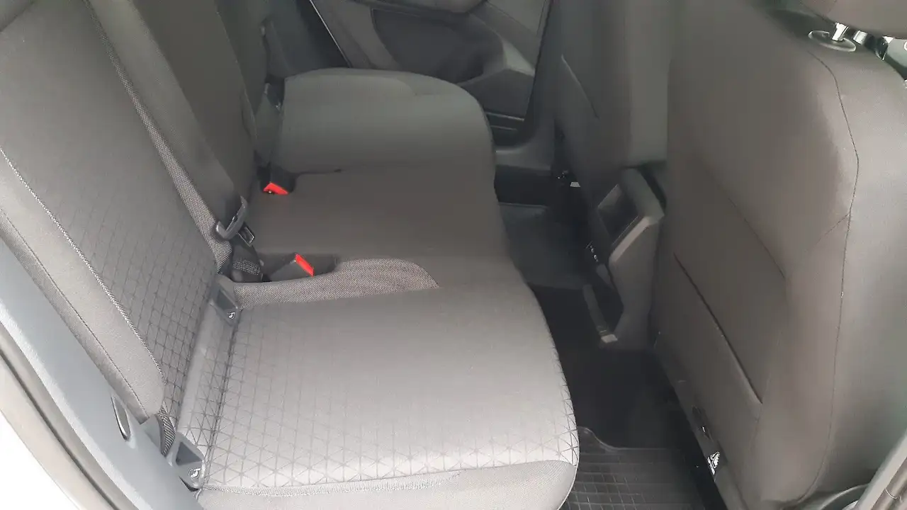 Volkswagen T-Cross 10