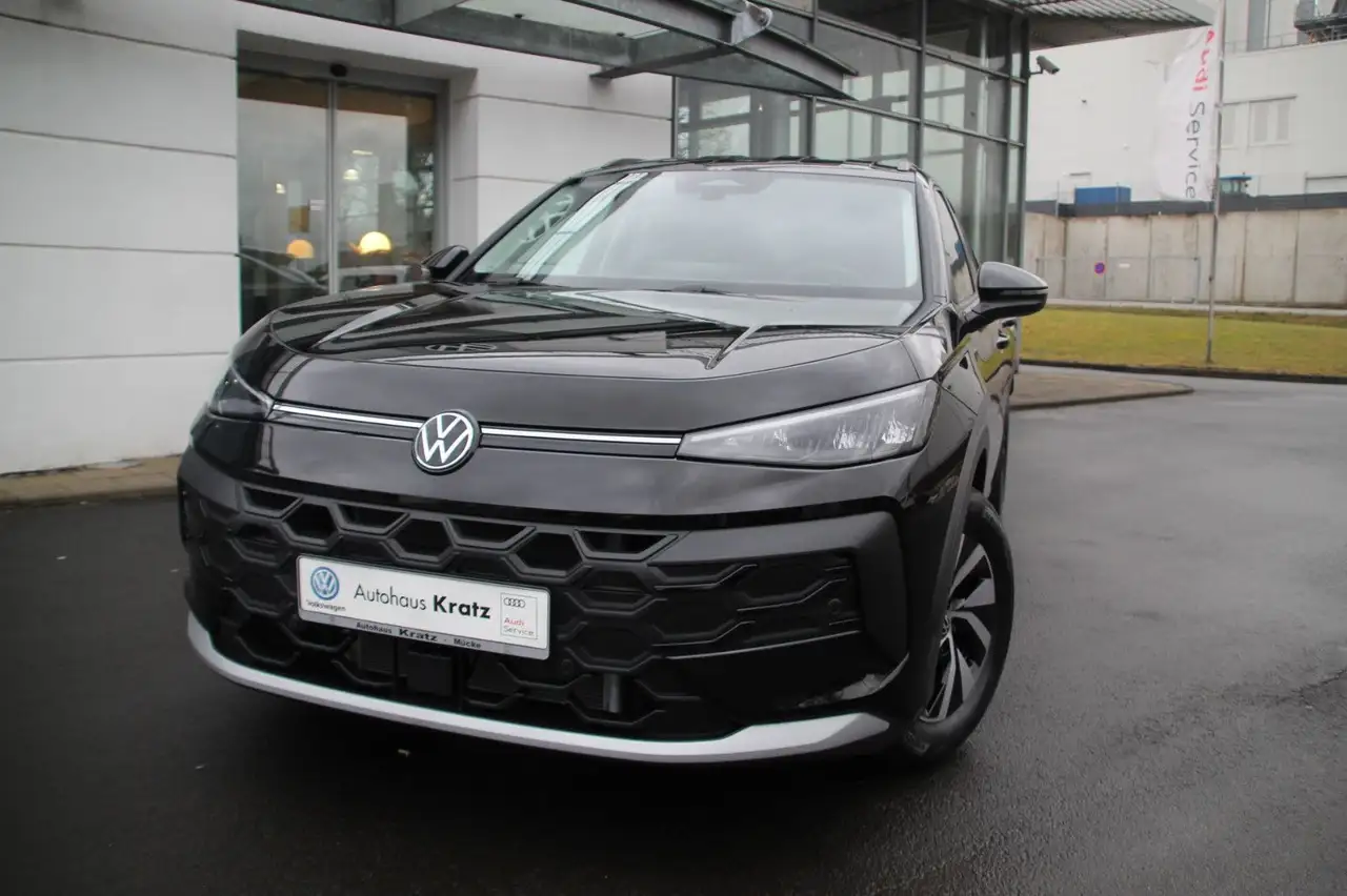 Volkswagen T-Roc 3